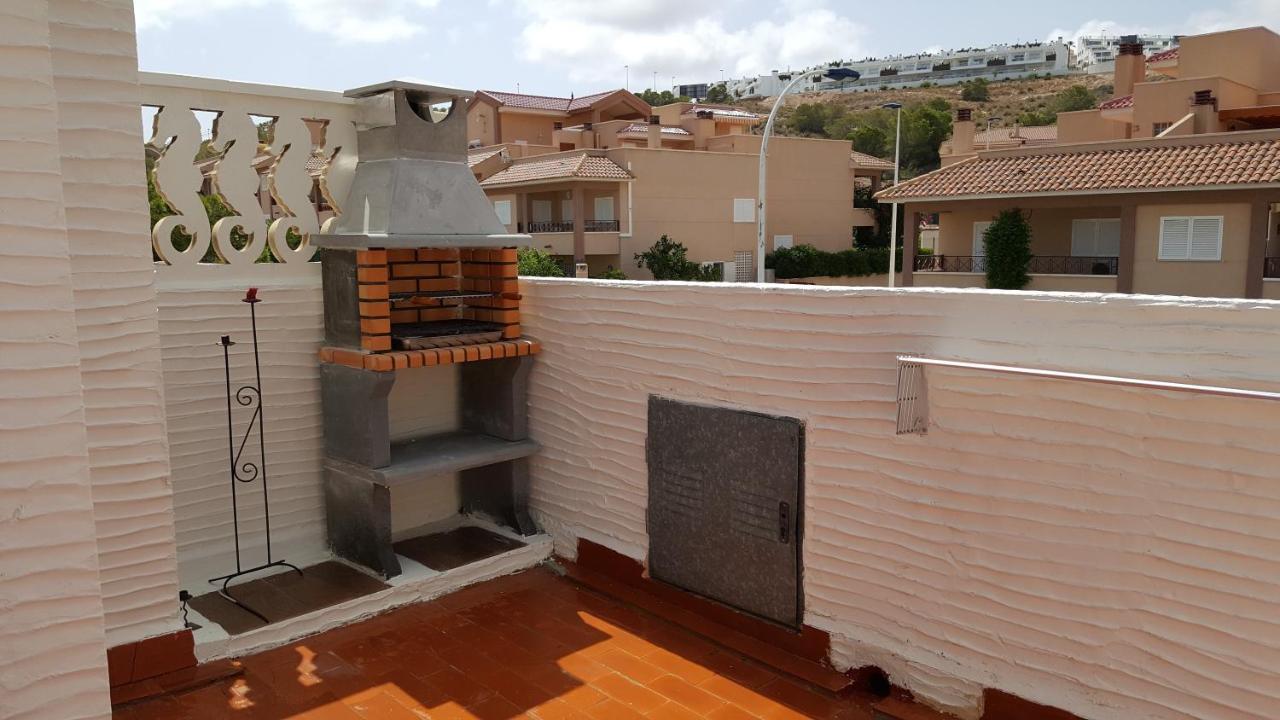 Bonita Casa En Urbanizacion Privada Muy Cerca Del Mar Y De Alicante Gran Alacant Exterior foto