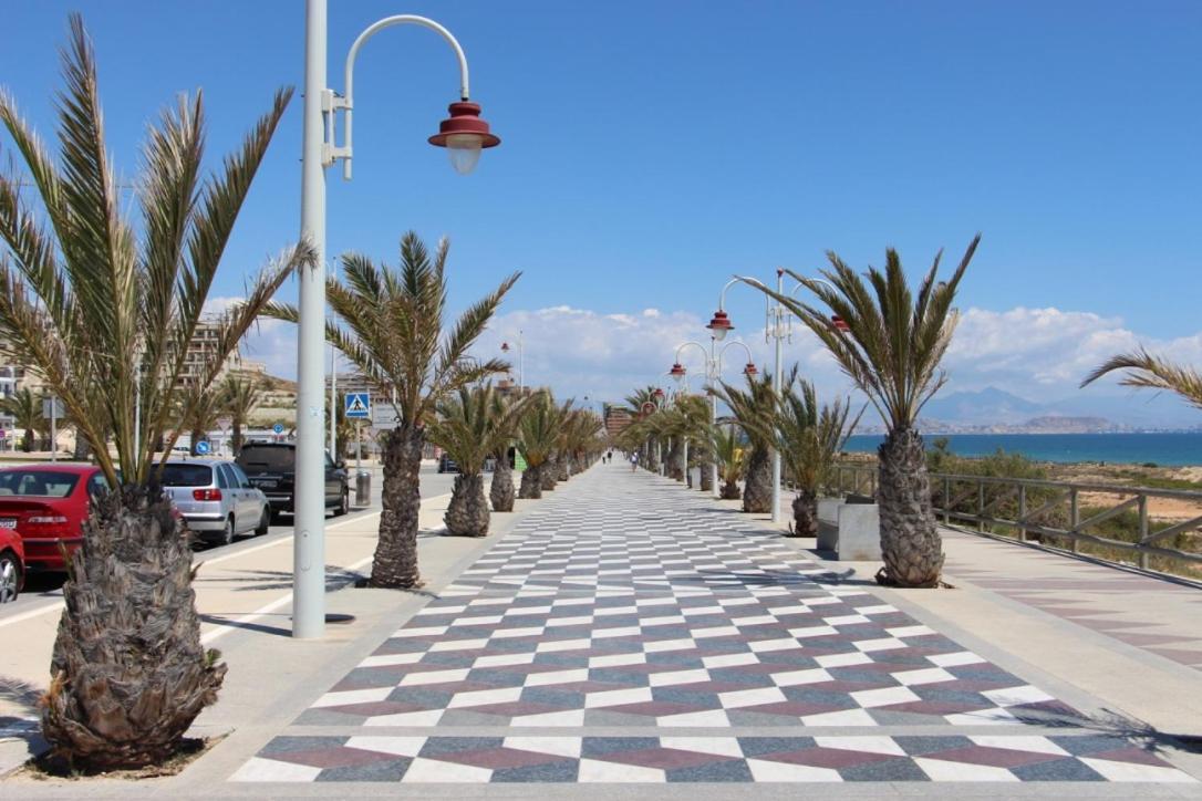 Bonita Casa En Urbanizacion Privada Muy Cerca Del Mar Y De Alicante Gran Alacant Exterior foto