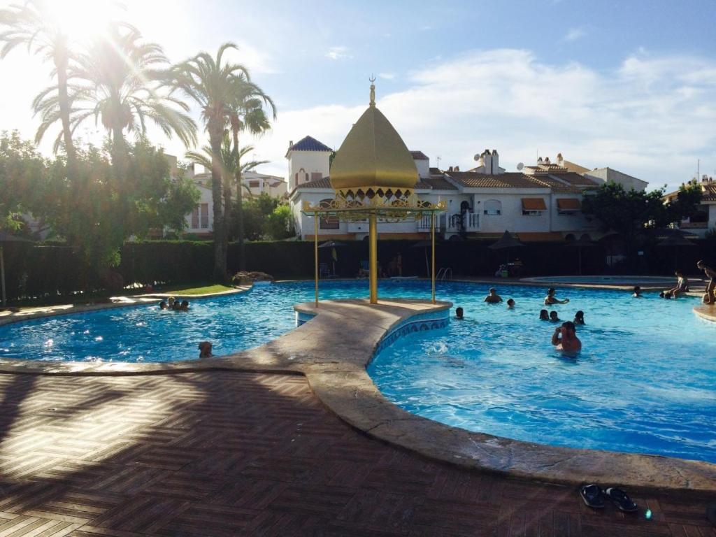 Bonita Casa En Urbanizacion Privada Muy Cerca Del Mar Y De Alicante Gran Alacant Exterior foto